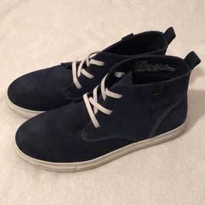 Tucker + Tate navy blue suede kids 4.5 shoes
